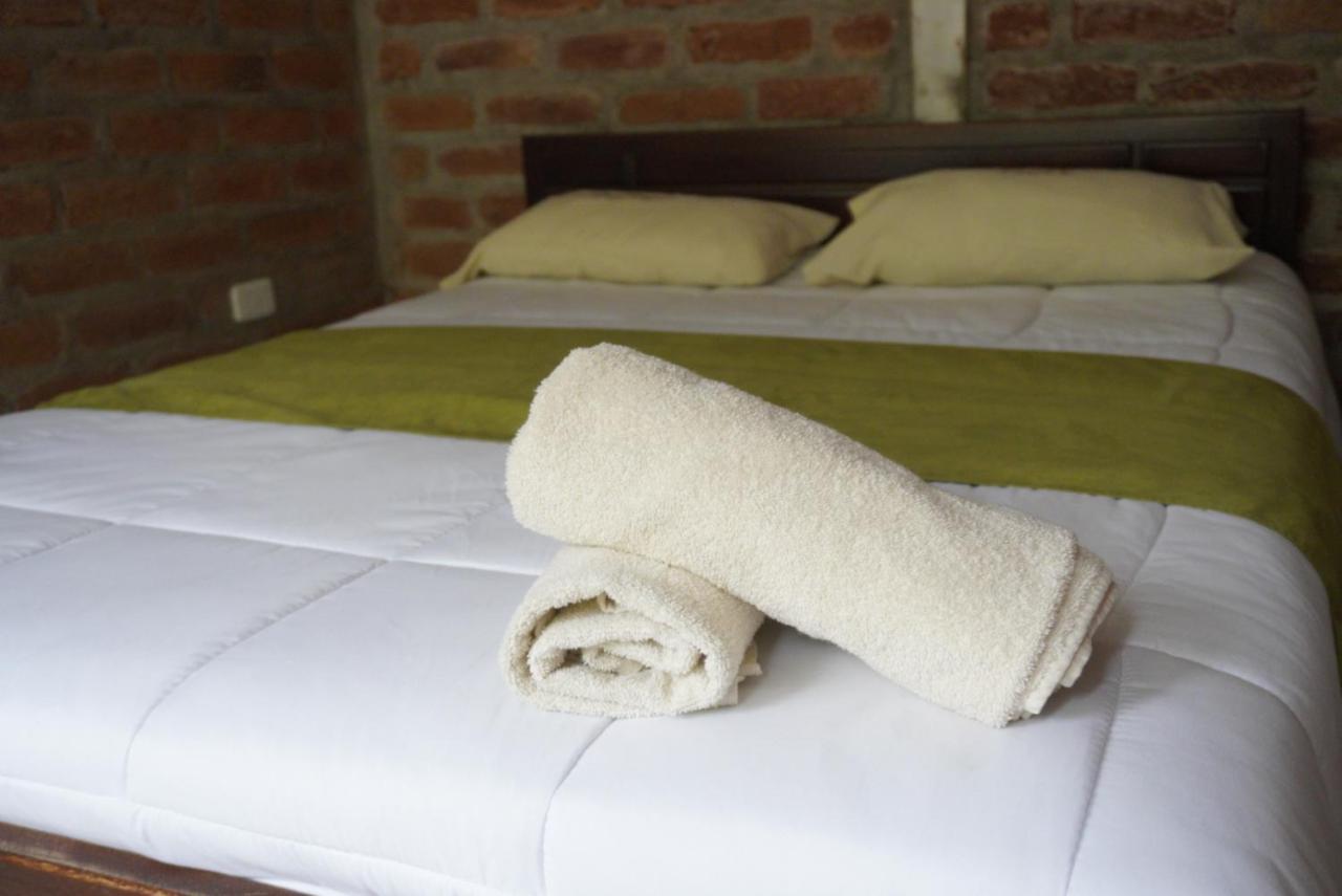 Hotel Playita Salomon à Baños Extérieur photo