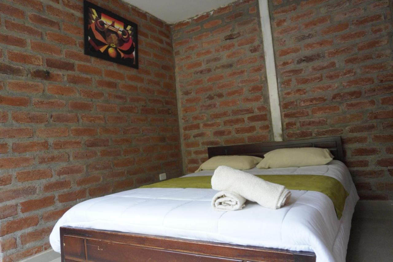 Hotel Playita Salomon à Baños Extérieur photo