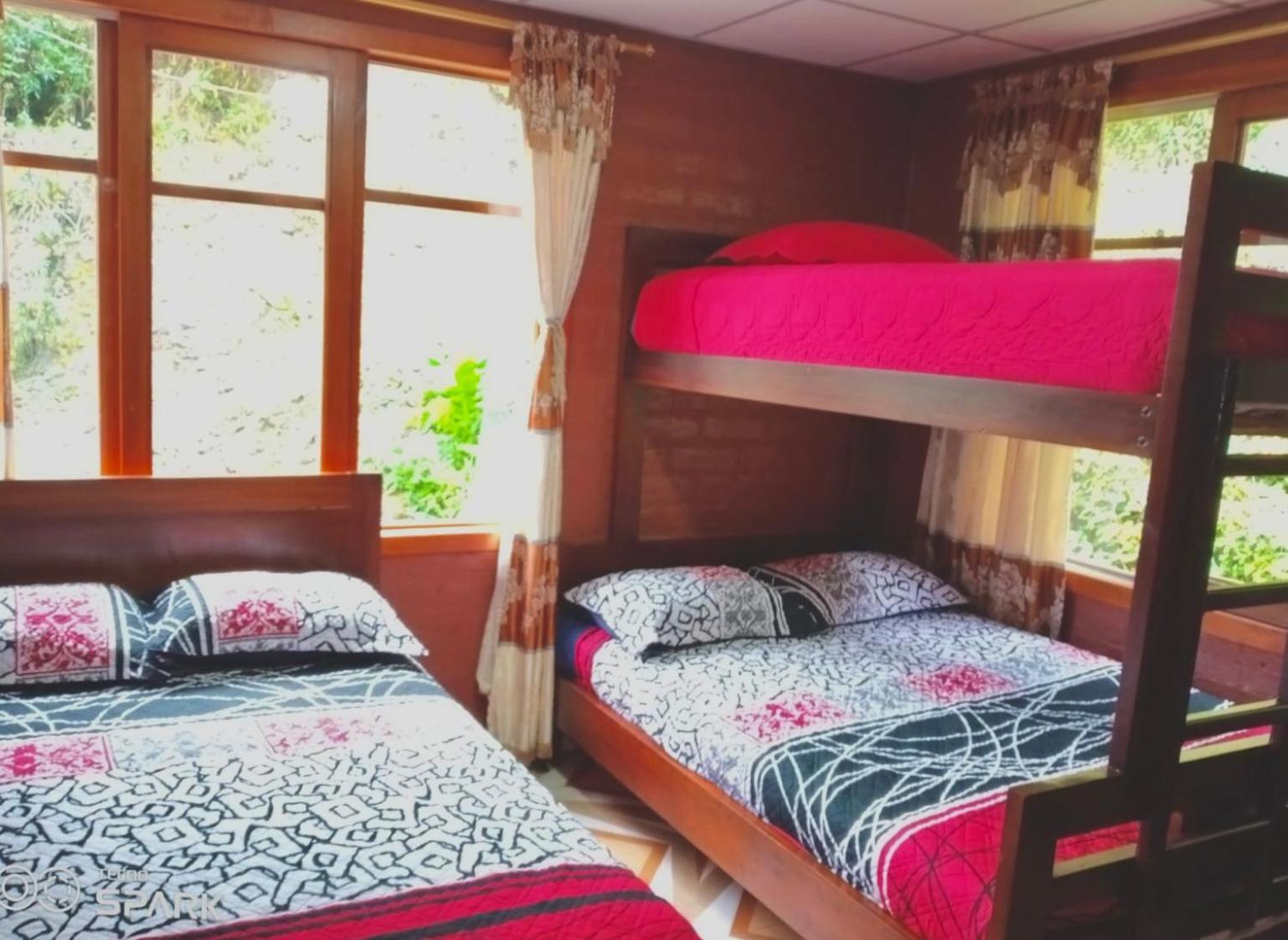 Hotel Playita Salomon à Baños Extérieur photo