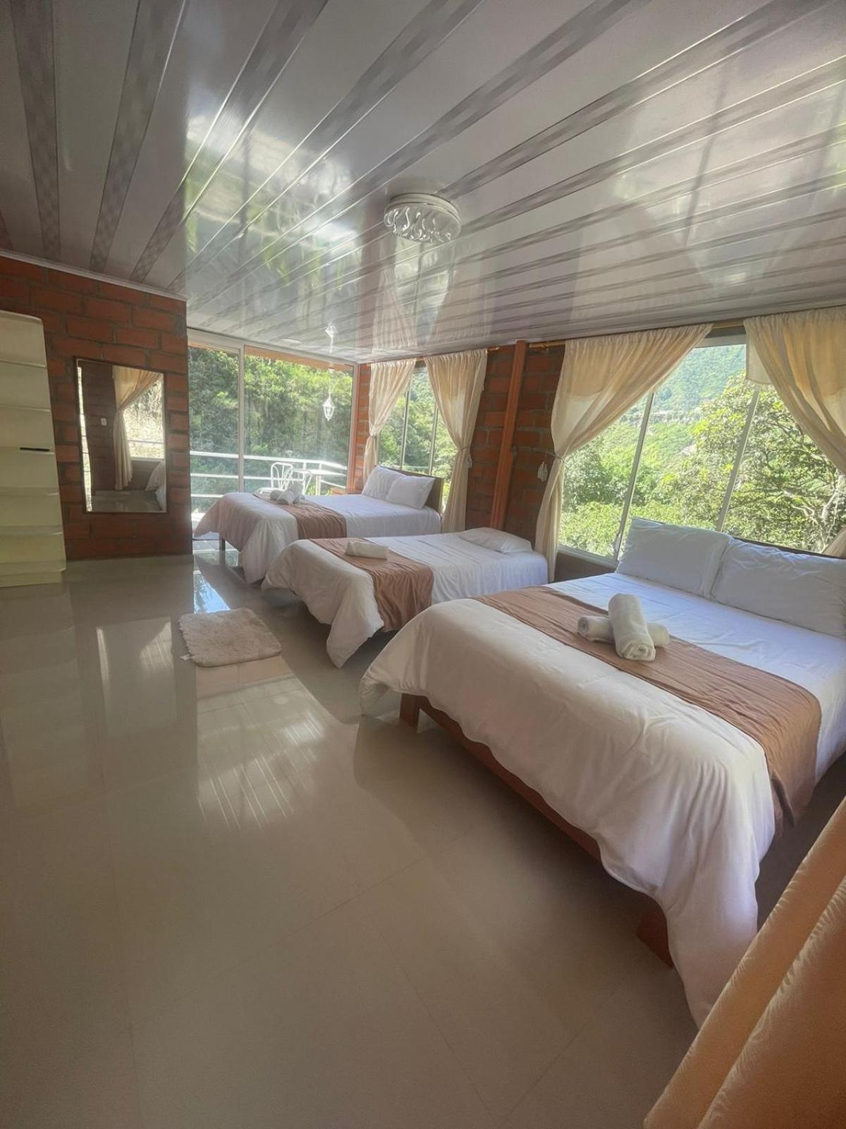 Hotel Playita Salomon à Baños Extérieur photo